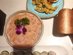 -墨居上隐·院子里火锅(峨眉店)