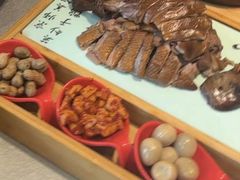 -有红鸡毛店·川菜(建设路店)