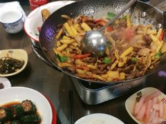 -富正毅三下锅·湘西韵味(天门山索道店)