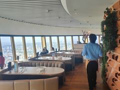 -悉尼塔旋转餐厅