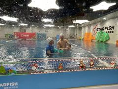 -蓝旗亲子游泳(范湖万达广场店)