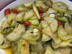 -三只鸟本地特色菜馆(上饶总店)