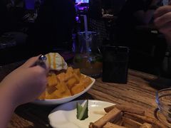-蝴蝶汇音乐酒馆(罗湖店)