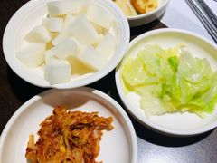 免费小菜-笨鸡韩国料理