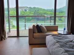 -上海佘山世茂艾美酒店