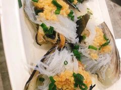 -四川小胡子海鲜(丁村万人海鲜广场店)