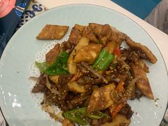 风味馕炒肉-阿拉丁新疆风味餐厅·清真(罗廊巷店)