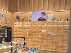 -一代眼镜·蔡司配镜(浦东大拇指广场店)