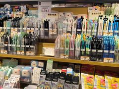 -九木杂物社(新一城店)