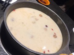 -煲宫猪肚鸡(昆山金鹰国际购物中心店)