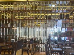 -大中华希尔顿酒店-念自助餐·嗨啤·小龙虾