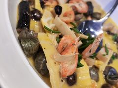 春笋烧三鲜-香山湖渔家大院