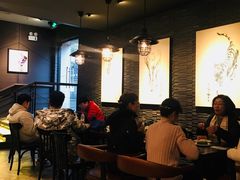 大堂-星巴克臻选(南京金茂览秀城店)