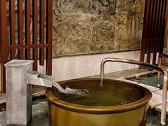 -碧中海汤泉汗蒸酒店