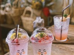 气泡水-Cheevit Cheeva(Sirimangkalajarn)