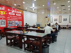 -牛一嘴·兰州牛肉面·大盘鸡(财富中心店)