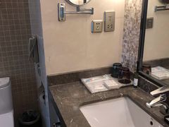 -斑斓西餐厅·自助茶点(高崎机场佰翔花园酒店)