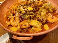 牛肝菌牛蛙霸王锅-云海肴·汽锅鸡·云南菜(天山百盛优客店)