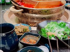 -湊湊火锅·茶憩(打浦桥日月光店)