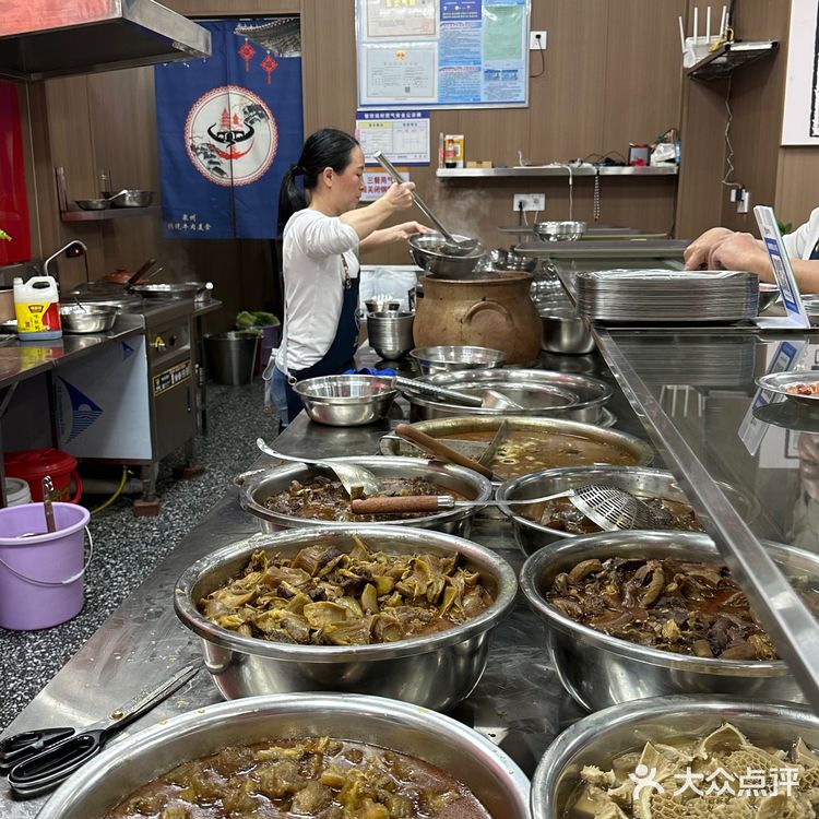 在泉州!不会要轻易怀疑闽南人的牛肉馆…..