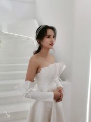 点击看大图 -艾米丽婚纱礼服