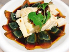 皮蛋拌豆腐-可可大虾武汉土菜大排档(万松园1店)