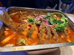 -老街烧烤大排档·地道湖北菜·龙虾馆(汉口火车站店)