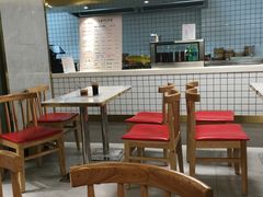 大堂-百年尹氏汤包(湖南路狮子桥店)