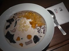 -RUXU入续糖水铺与包(卓悦中心店)