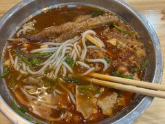 -柳州肥姨妈大骨螺蛳粉(东靖路店)