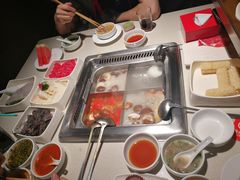-海底捞火锅鲜切牛肉主题店(长寿路店)