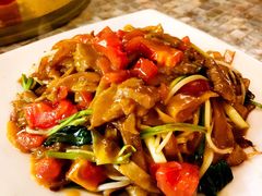 湿炒牛河-李记潮汕砂锅粥(营福路店)