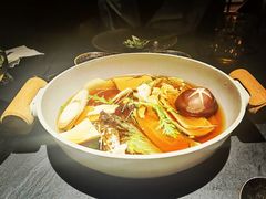 -蟹犇•帝王蟹雪蟹(陆家嘴店)
