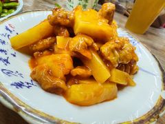 菠萝咕噜肉-小民大排档(光谷店)
