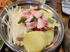 -河坝烧烤串城(银亭路店)