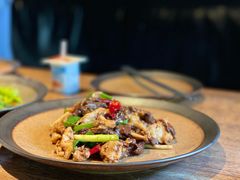红蘑炒里脊-Local泰莲庭(虹鳟鱼店)