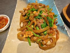 干炒牛河-潮界(虹桥新天地店)