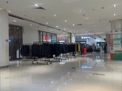 -资和信百货商场
