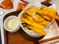 -阿妮叶李(光谷世界城店)