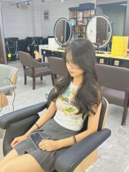 -藤野造型烫发染发