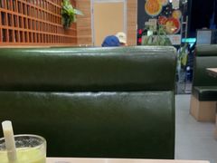 -佰搭果·广式茶餐厅(西华路店)