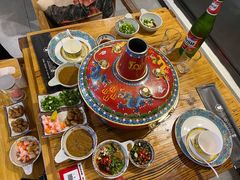 -毛辣果·贵州红酸汤牛肉火锅(西单店)