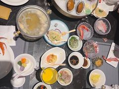 -半岛翡丽海鲜自助餐厅(观风亭店)
