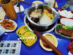 -马路边边·成都串串(翠柏路店)