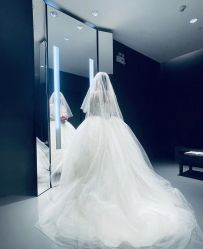 -Vera Wang婚纱礼服旗舰店