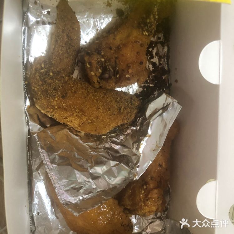 烈士墓附近的炸鸡外卖