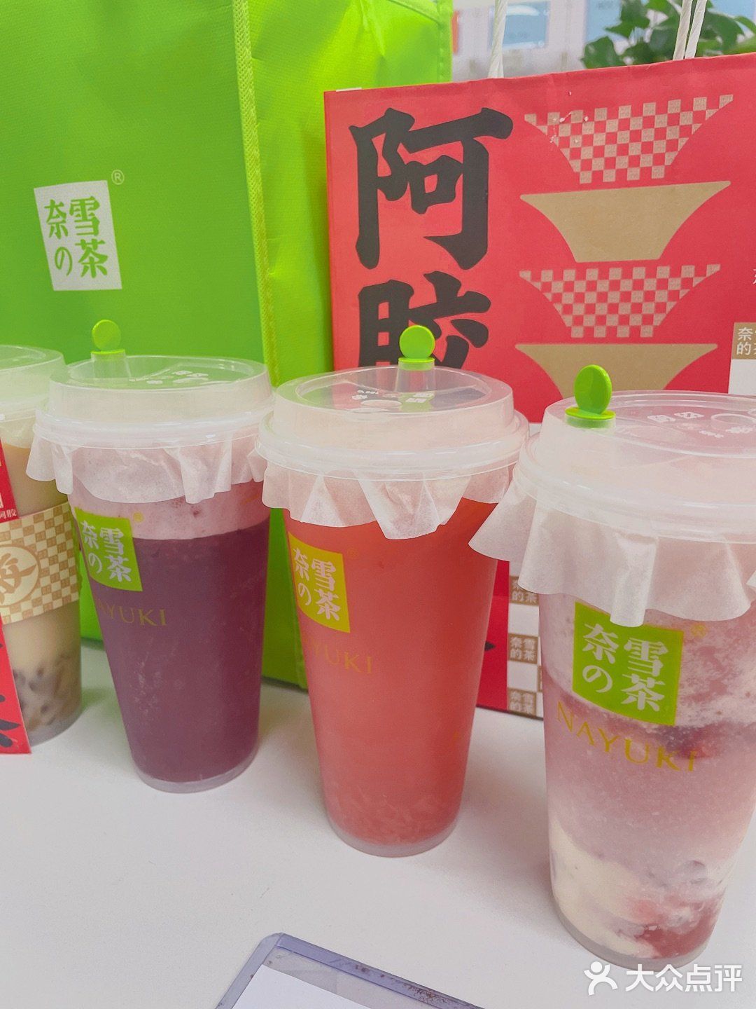 5G同事很懂我，专门为我选了新品，哈哈哈