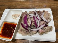 手撕羊肉腿肉-清真·玛丽亚新疆菜主题餐厅(浙江中路店)