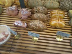 -焙丽拾光(麦凯乐直营店)
