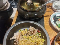 原味汽锅鸡-云海肴云南菜(正大广场店)